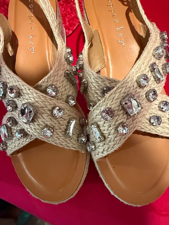 Copper Key Cream Jeweled Platform Slingback Sandals - Picture 7 of 9